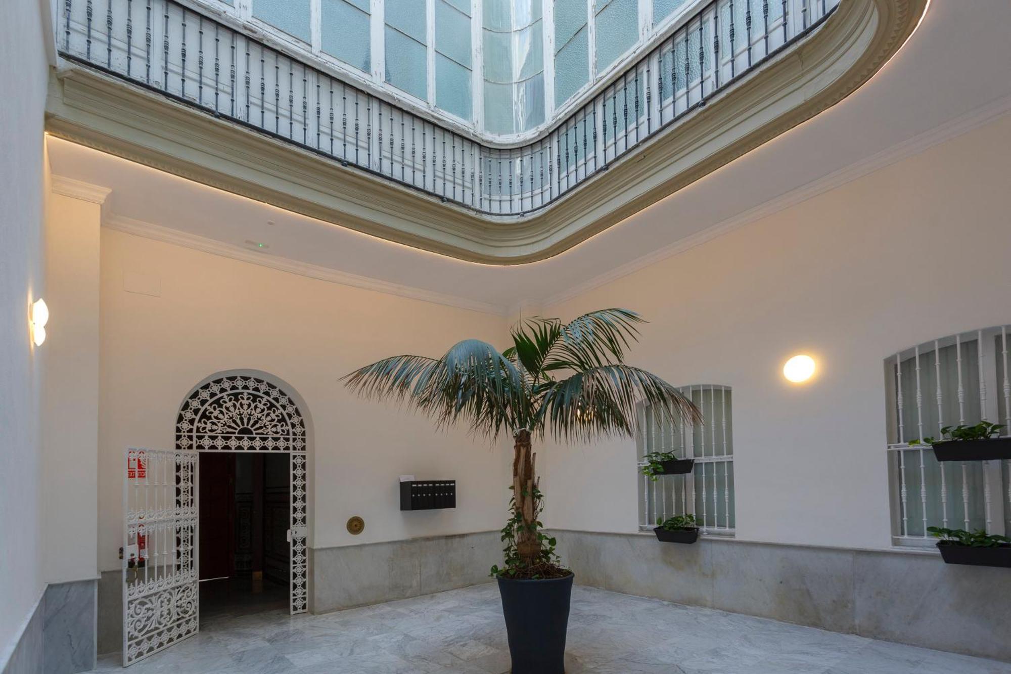 Estudio Amor Brujo By Cadiz4Rentals Luaran gambar
